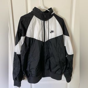 Nike Sportswear Windrunner Men’s Windbreaker Jacket
